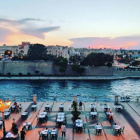 Castello Aragonese Suites Taranto Exterior foto